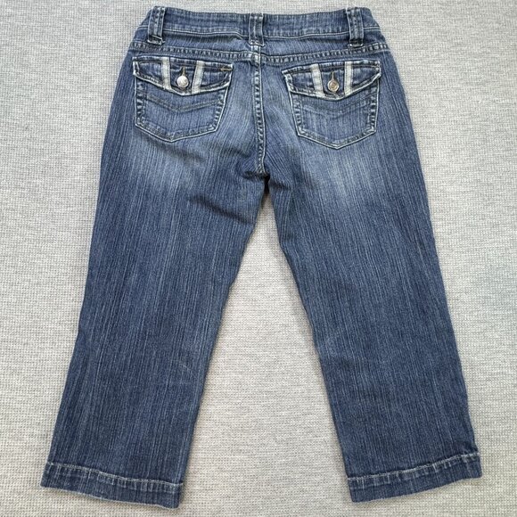 Aeropostale Womens Blue Denim Capri Jeans Size 3/4 Medium Wash Stretch Pockets - Picture 2 of 13